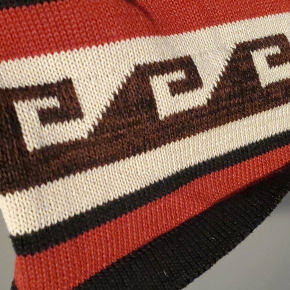 Forever 21 V-Neck Poncho, Size M/L - Picture 3 of 4